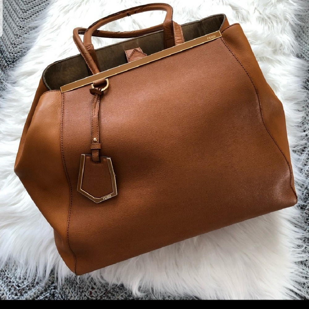 FENDI SATCHELL CAMEL COLOR